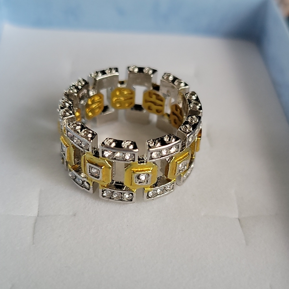🎉HP🎉NEW GEOMETRIC HOLLOW RING - Picture 4 of 8